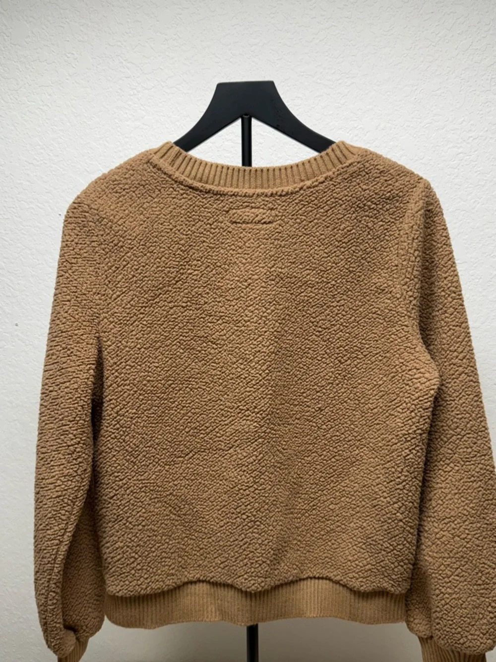 Abercrombie & Fitch Camel Sherpa Crewneck Sweater - Picture 2 of 5
